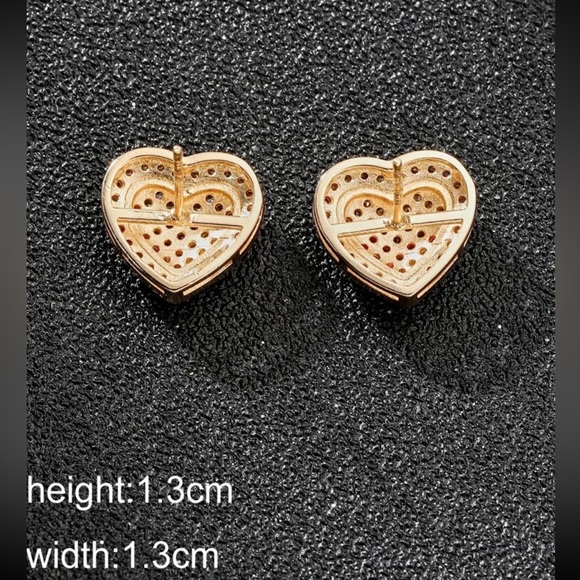 HEART SHAPED CUBIC ZIRCONIA PAVE STUD  GOLD TONE Beautiful EARRINGS - Picture 3 of 7
